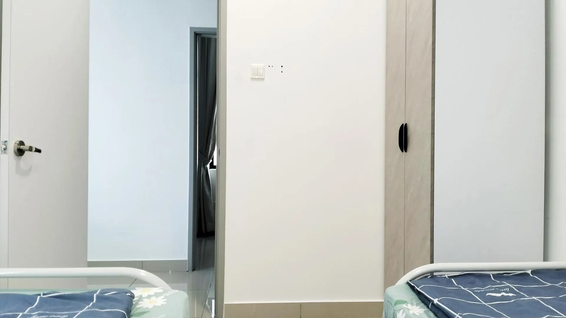 Jb Austin Regency @ Simple Tidy Comfort 7 Pax Johor Bahru