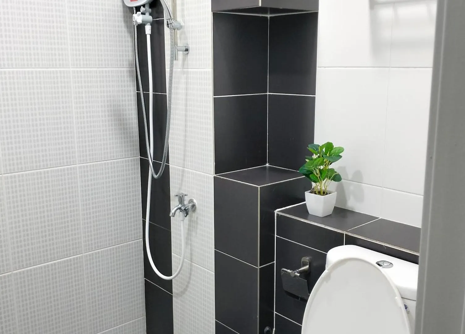 Apartment Jb Austin Regency @ Simple Tidy Comfort 7 Pax Johor Bahru