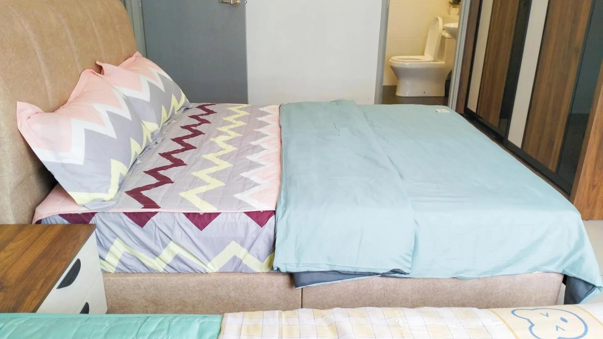 Jb Austin Regency @ Simple Tidy Comfort 7 Pax Johor Bahru 0*,  Malasia